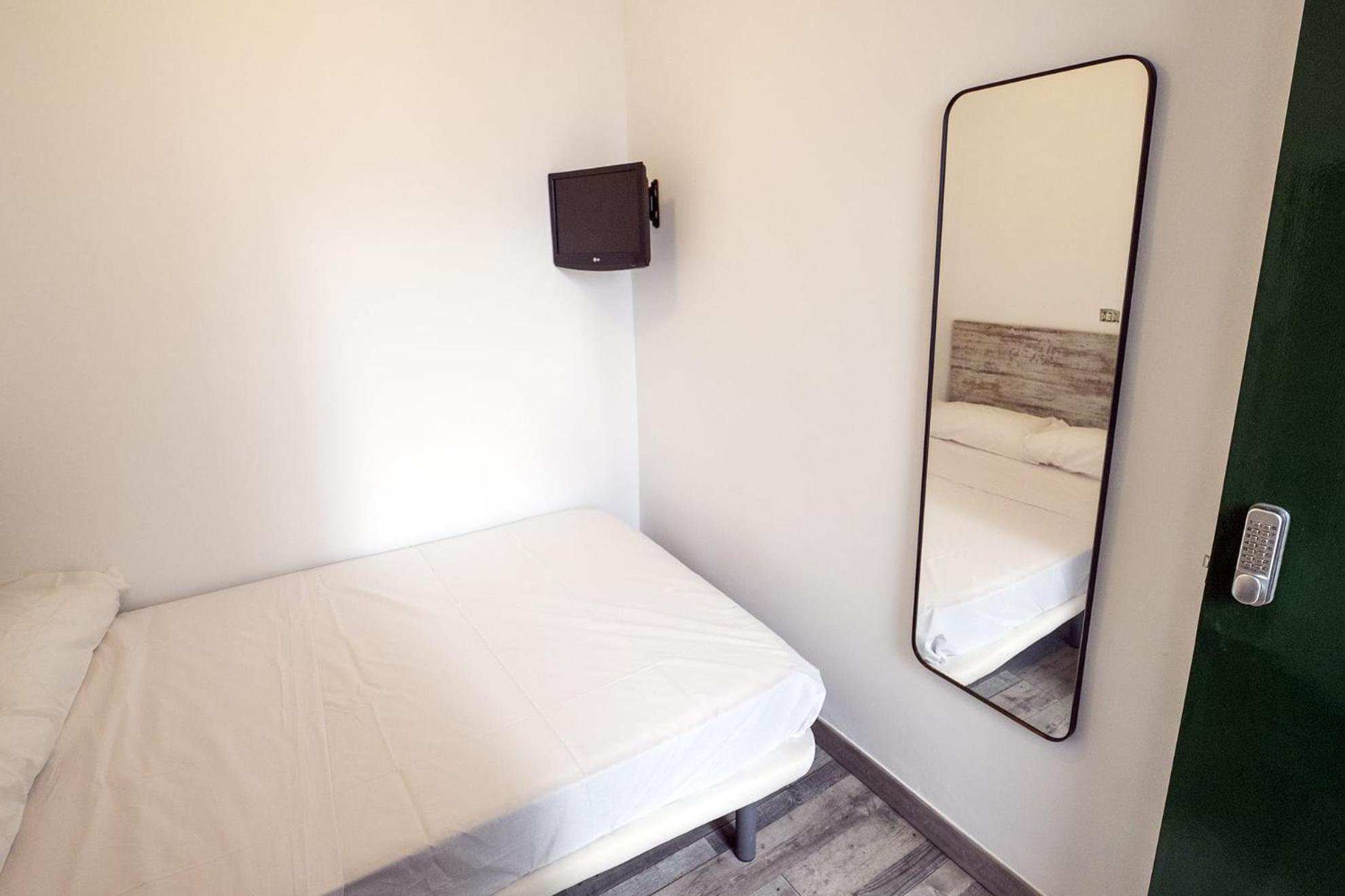 L'Hostalet Guesthouse Pineda de Mar Rom bilde