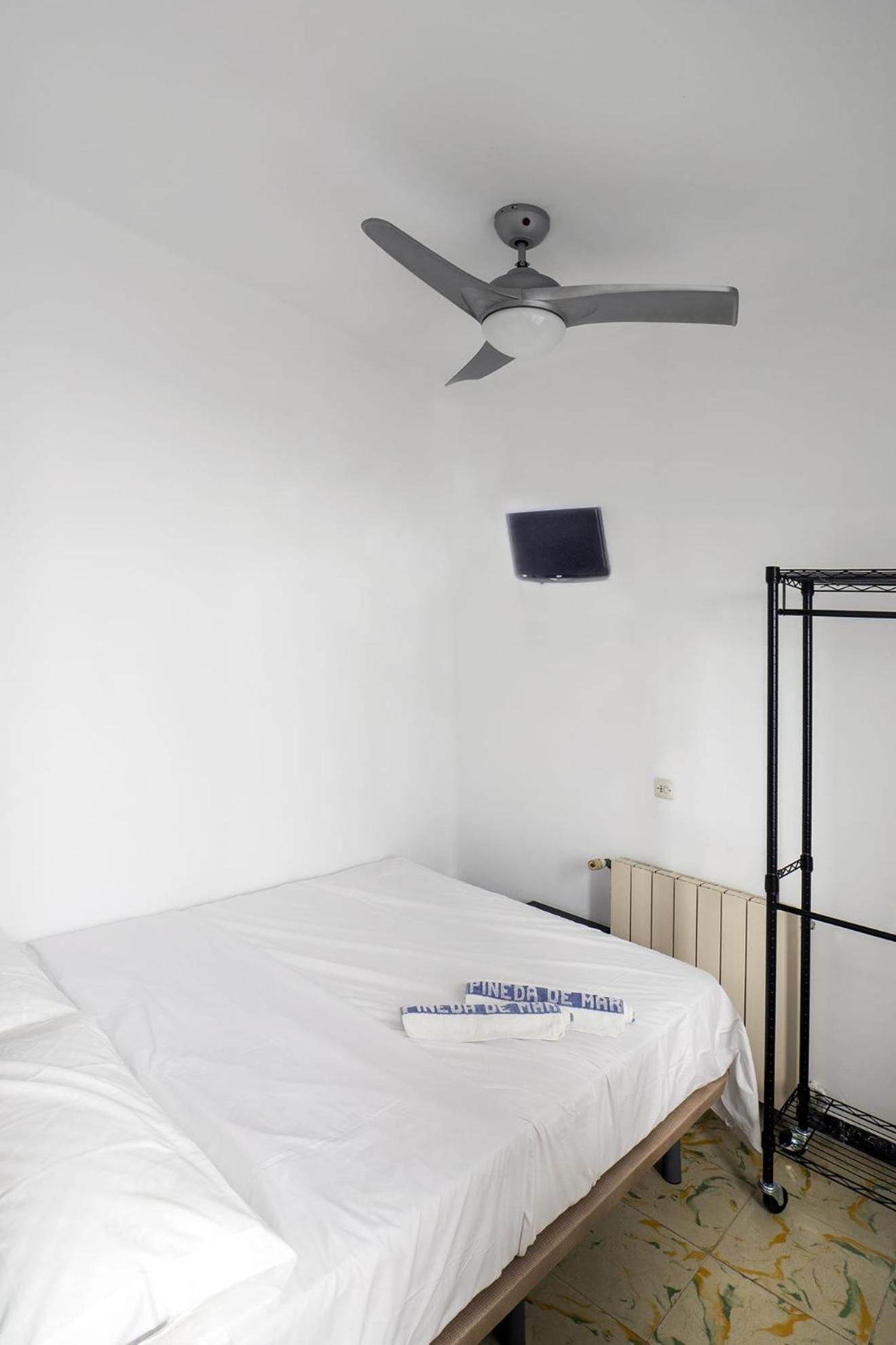 L'Hostalet Guesthouse Pineda de Mar Rom bilde
